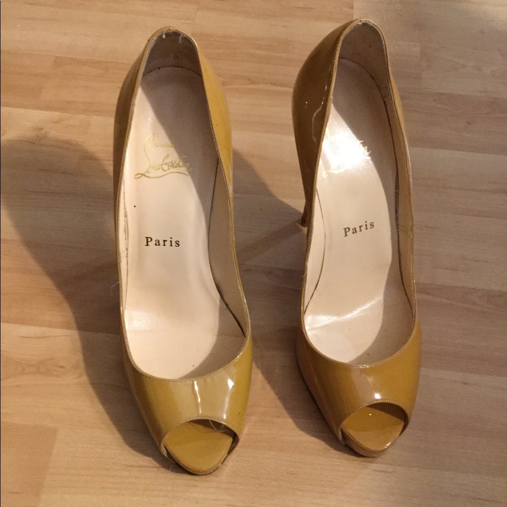 Loboutin Pumps Genuine And Pantene Leather Used Comes As Is